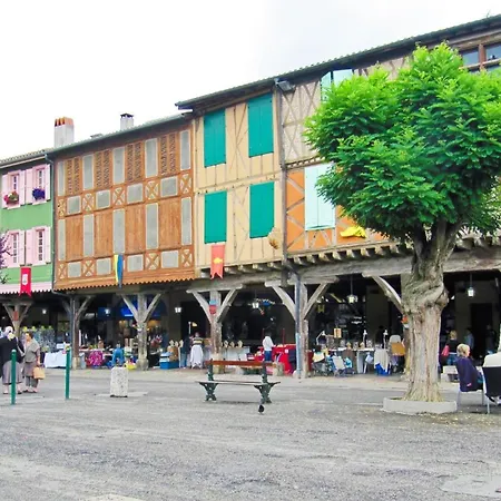 Labyrinthe Lit 180 Cm Salle De Bain, Petit Dej Compris 4* ماريبواه