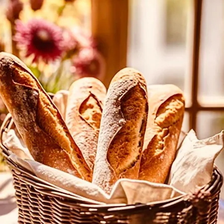 Labyrinthe Lit 180 Cm Salle De Bain, Petit Dej Compris ماريبواه