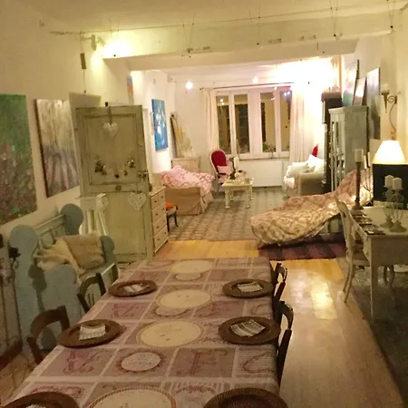 Labyrinthe Lit 180 Cm Salle De Bain, Petit Dej Compris 4* ماريبواه