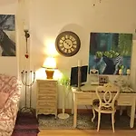 Labyrinthe Lit 180 Cm Salle De Bain, Petit Dej Compris