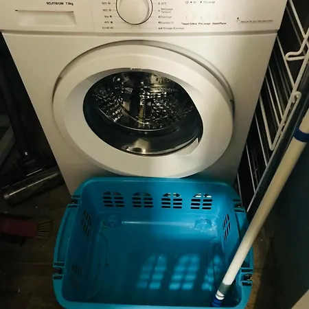 Labyrinthe Lit 180 Cm Salle De Bain, Petit Dej Compris