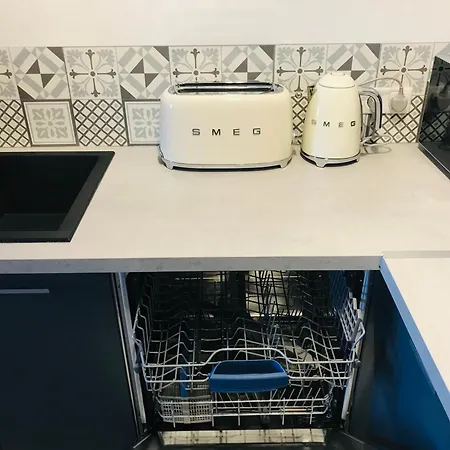 Labyrinthe Lit 180 Cm Salle De Bain, Petit Dej Compris Oda ve Kahvaltı Mirepoix (Ariege)