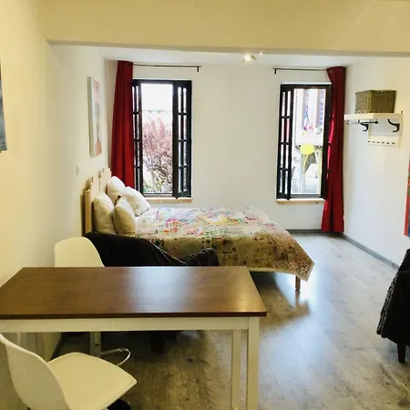 Bed & Breakfast Labyrinthe Lit 180 Cm Salle De Bain, Petit Dej Compris