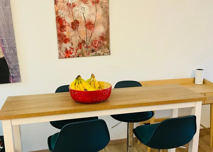 Labyrinthe Lit 180 Cm Salle De Bain, Petit Dej Compris Frühstückspension Mirepoix (Ariege)